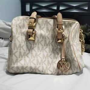 MK Cross body bag